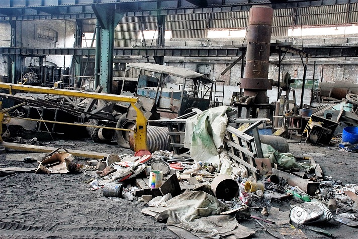 TALLERES TAFI VIEJO DESTROZADOS